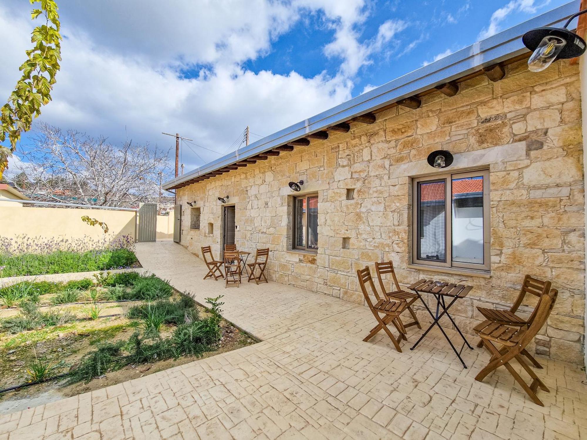 Andre Marie Stonewood Retreat Apartment Limassol Exterior photo